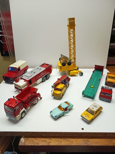 Siku corgi matchbox politoys - corgi,