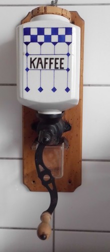 Alte kaffeemühle - alte,