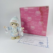 Precious moments figurine - moments,