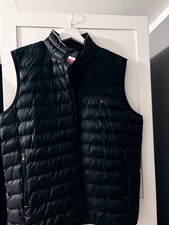Schwarze Daunenweste Herren