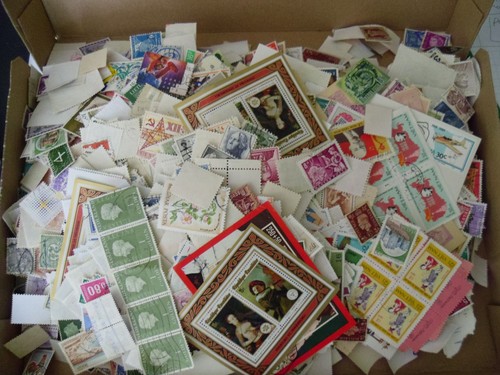 Briefmarken 400g papierfrei