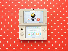 Nintendo 3DS XL Weiß Konsole - sehr gut - Gummipad beschädigt , sonst OK