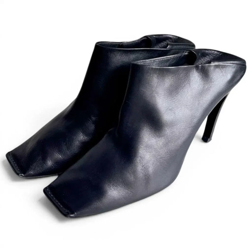 Balenciaga leather mules - leather,