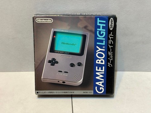 Nintendo game boy light - light, silver