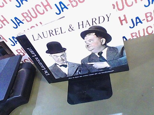 Laurel und hardy die - laurel,