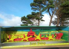 Spielzeug Heurechen + Streuer