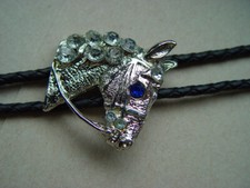 Westernschmuck Cowboy Squaredance Emblem Hemdschmuck Pferd Strass Schnur 90 cm