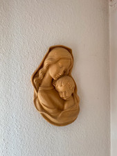 Geschnitztes Madonna Maria mit