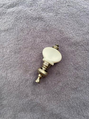 Vintage banjo tuner white