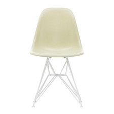 Vitra Eames Fiberglass Side Chair Stuhl DSR weiß Eames parchment Filzgleiter