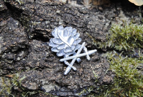 Eichenlaub silber abzeichen - eichenlaub,