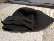 Mütze Seeberger schwarz Schleife Schurwolle