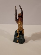 TM & WBEI: Harry Potter Schachfigur Drache Läufer grüner Sockel