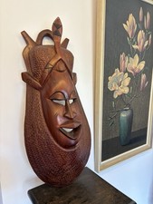 Afrikanische Maske Schnitzerei