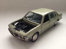 Gama Mini - BMW 733 i -