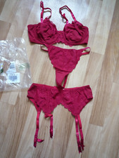 BH-Set + Strumpfband rot mit Blumenverzierung, Größe 80B/40-42