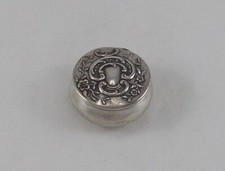 *RAR* Kleine Sußstoff- / Pillendose im Stil Rokoko aus 800er Silber