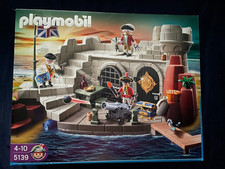 PLAYMOBIL 5139 Soldatenfestung mit Schatzverlies Englische Rotröcke Piraten NEU