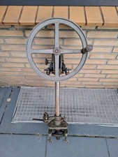 Dosenverschlussmaschine