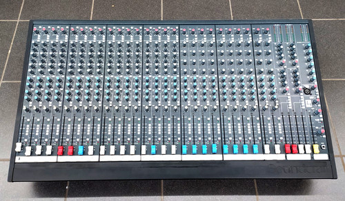 Soundcraft 24 channel - , 24-channel