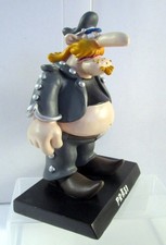 Werner Figur Präsi auf Sockel