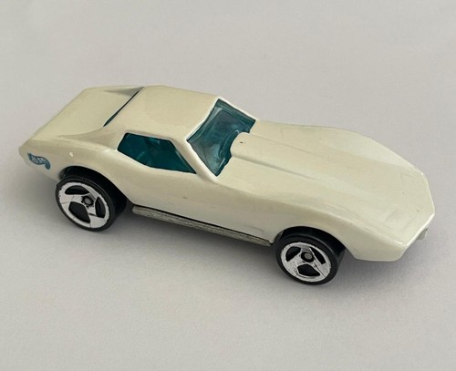 Hot wheels 1975 corvette - wheels,