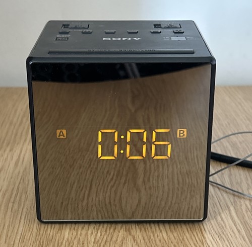 Sony icf c1t dual radiowecker - sony,
