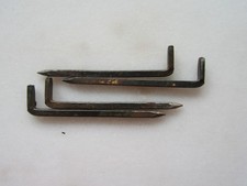 2 alte Hakennagel 45mm x 2,6mm, gebläut, vierkant, Bilderhaken Mauerhaken