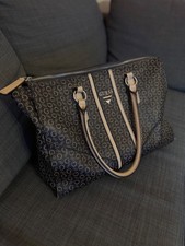 Guess Tasche braun Damen Groß