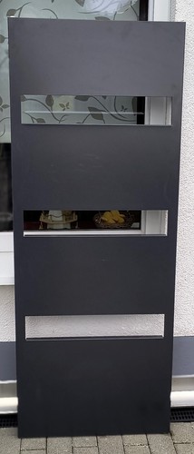 Handtuchheizkörper mittig