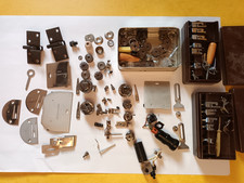 Großer Posten Teile von Nähmaschinen, überwiegend von der VERITAS aus DDR-Zeiten