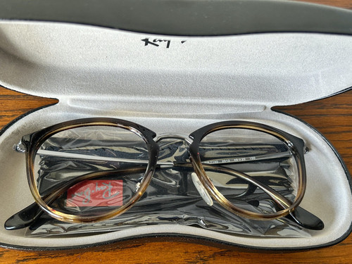 Neu ray ban - neu!,