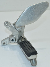 YAMAHA YZF 600 R 4TV THUNDERCAT FUßRASTE FUßRASTENANLAGE FAHRERRASTE VORNE LINKS