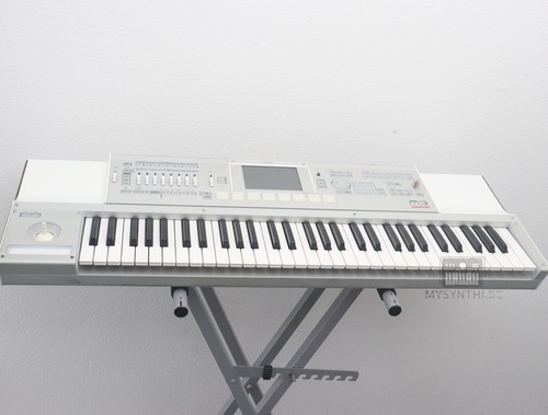 Korg 61 tasten - m3,