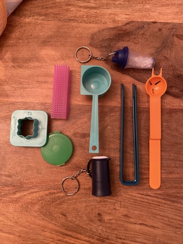 Tupperware - 8,