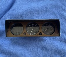 BMW E10 02 2002 180 Km/h mit Drehzahlmesser VDO Holz Rahmen Km 03452 Tacho