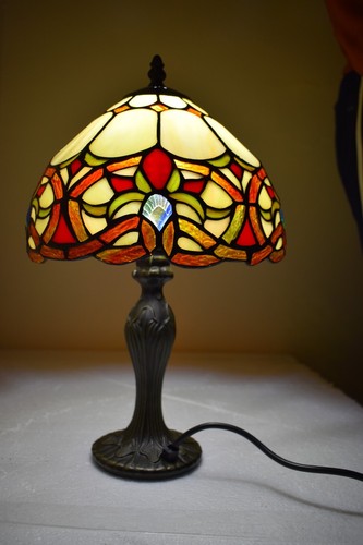 Tiffany stil tischlampe - tiffany,