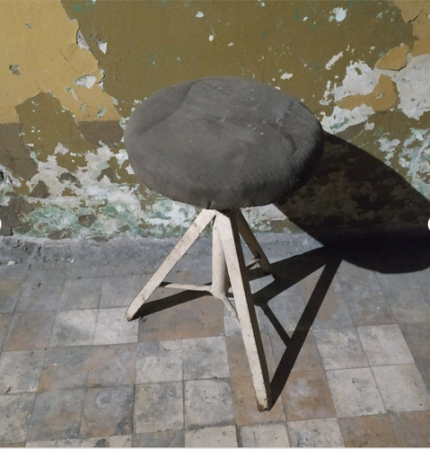 Vintage industrial drehhocker - vintage,