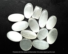 Natürlicher weißer Selenit