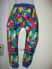 # Gr.116 Pumphose aus bunten Steppstoff