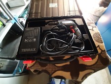 Kleine Handbohrmaschine von