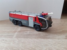 Wiking Rosenbauer Panther Flugfeldlöschfahrzeug mit 2 Feuerwehrmänner 1:87
