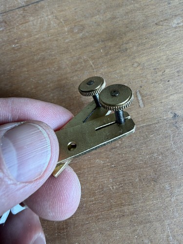 Abstandshalter wanduhr - abstandshalter,