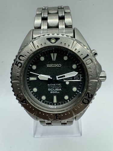 Seiko gray ghost 5m63 0b40 - seiko,