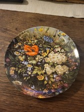 Set aus 4 Porzellantellern der