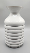 Gdr white art vase - 5.4,