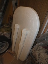 Gartentisch mit 4 abnehmbare Füsse  Plastik, Kunststoff  Sonnenschirm Tisch