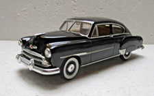 Gebautes Plastikmodell 1951 Chevrolet von AMT/ Matchbox im Maßstab 1/25