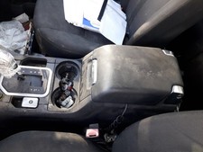 LR025801 MITTELKONSOLE /