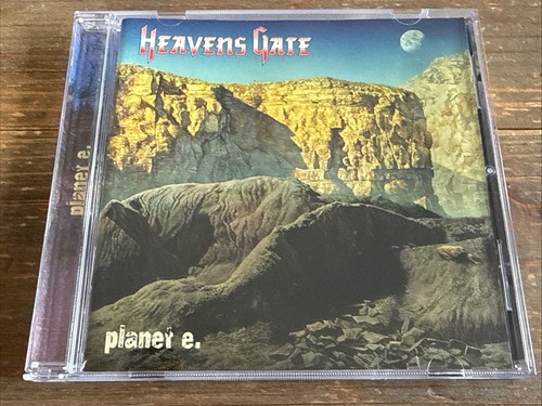 Heavens gate planet e - –,